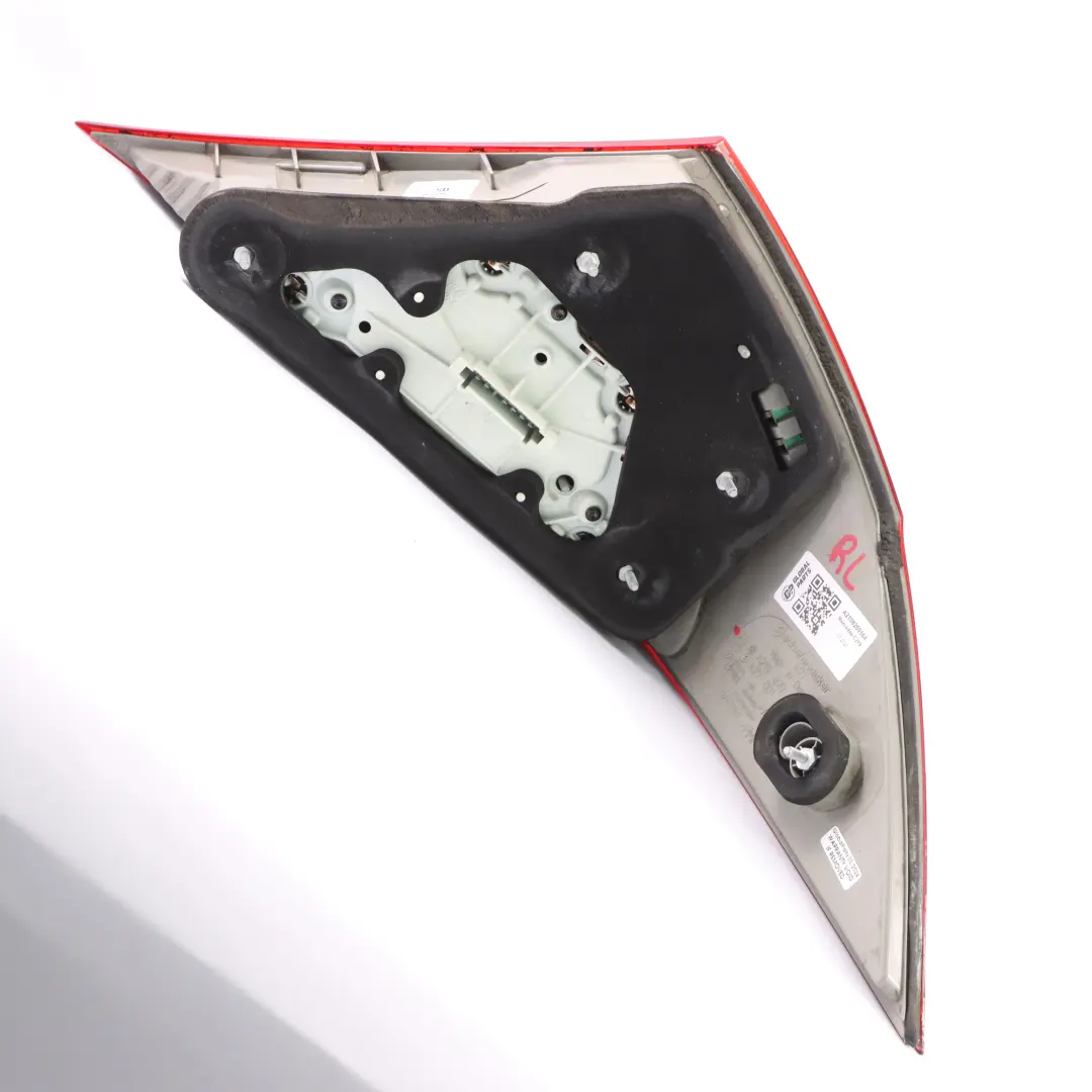 Feu arrière gauche Feu arrière Panneau latéral pour Mercedes CLS C219 à propos du numéro de pièce A2198200164 Mercedes CLS C219 Feu arrière gauche Feu arrière Panneau latéral - SKU A2198200164 - Numéro de pièce A2198200164