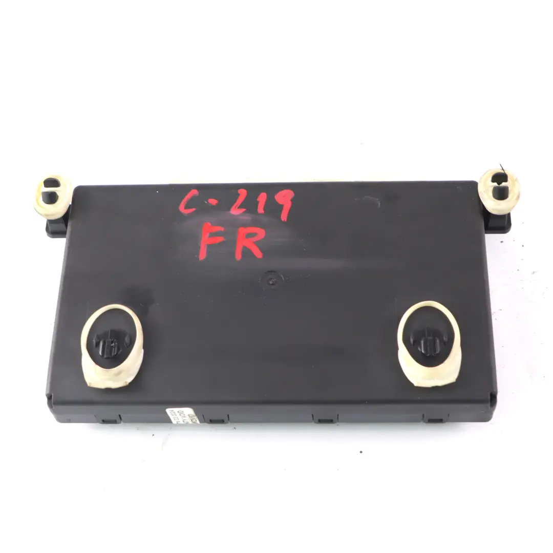 Module de commande de la porte avant droite pour Mercedes C219 à propos du numéro de pièce A2198200726 Mercedes C219 Module de commande de la porte avant droite - SKU A2198200726 - Numéro de pièce A2198200726