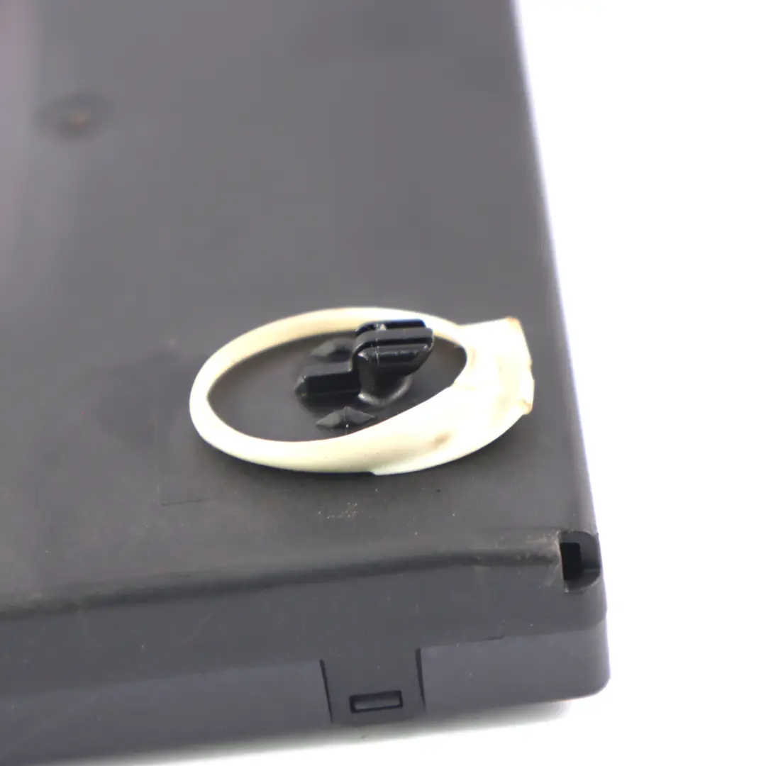 Module de commande de la porte avant droite pour Mercedes C219 à propos du numéro de pièce A2198200726 Mercedes C219 Module de commande de la porte avant droite - SKU A2198200726 - Numéro de pièce A2198200726