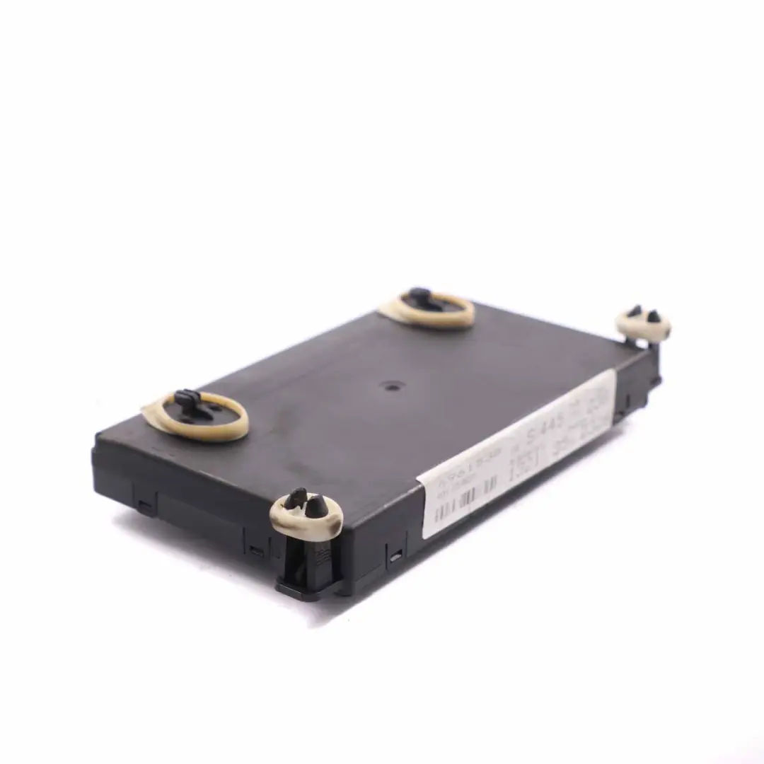 W219 Tür modul vorne links Steuergerät Modul für Mercedes CLS mit Teilenummer A2198202326 Mercedes CLS W219 Tür modul vorne links Steuergerät Modul - SKU A2198202326 - Teilenummer A2198202326