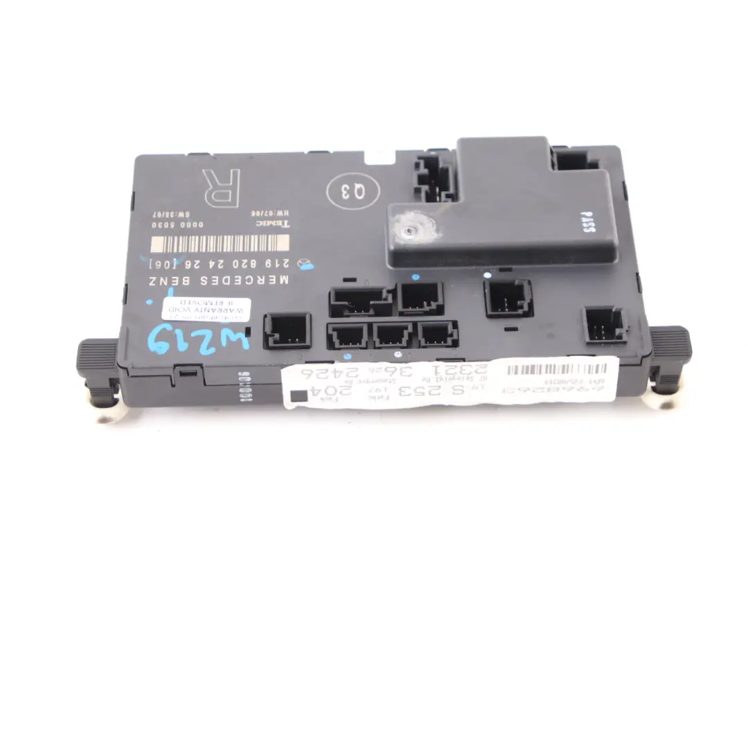 W219 Door Module Front Right Control Unit pour Mercedes CLS à propos du numéro de pièce A2198202426 Mercedes CLS W219 Door Module Front Right Control Unit - SKU A2198202426 - Numéro de pièce A2198202426