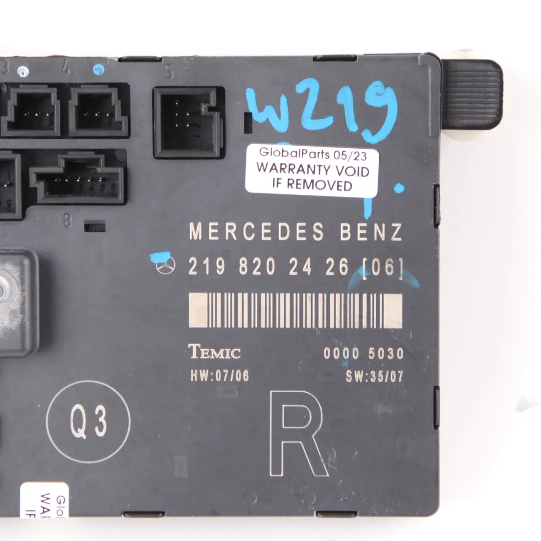W219 Modulo porta anteriore destro Unità di controllo per Mercedes CLS con numero di parte A2198202426 Mercedes CLS W219 Modulo porta anteriore destro Unità di controllo - SKU A2198202426 - Numero di parte A2198202426