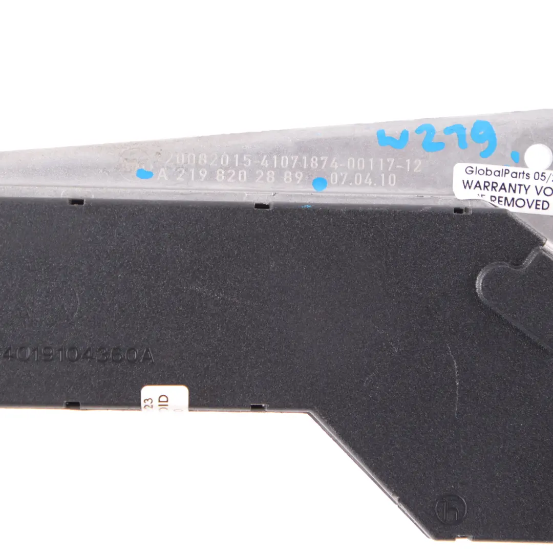 Mercedes CLS W219 Antenna Amplifier Aerial Module Left N/S Unit - SKU A2198202889 - Part number A2198202889