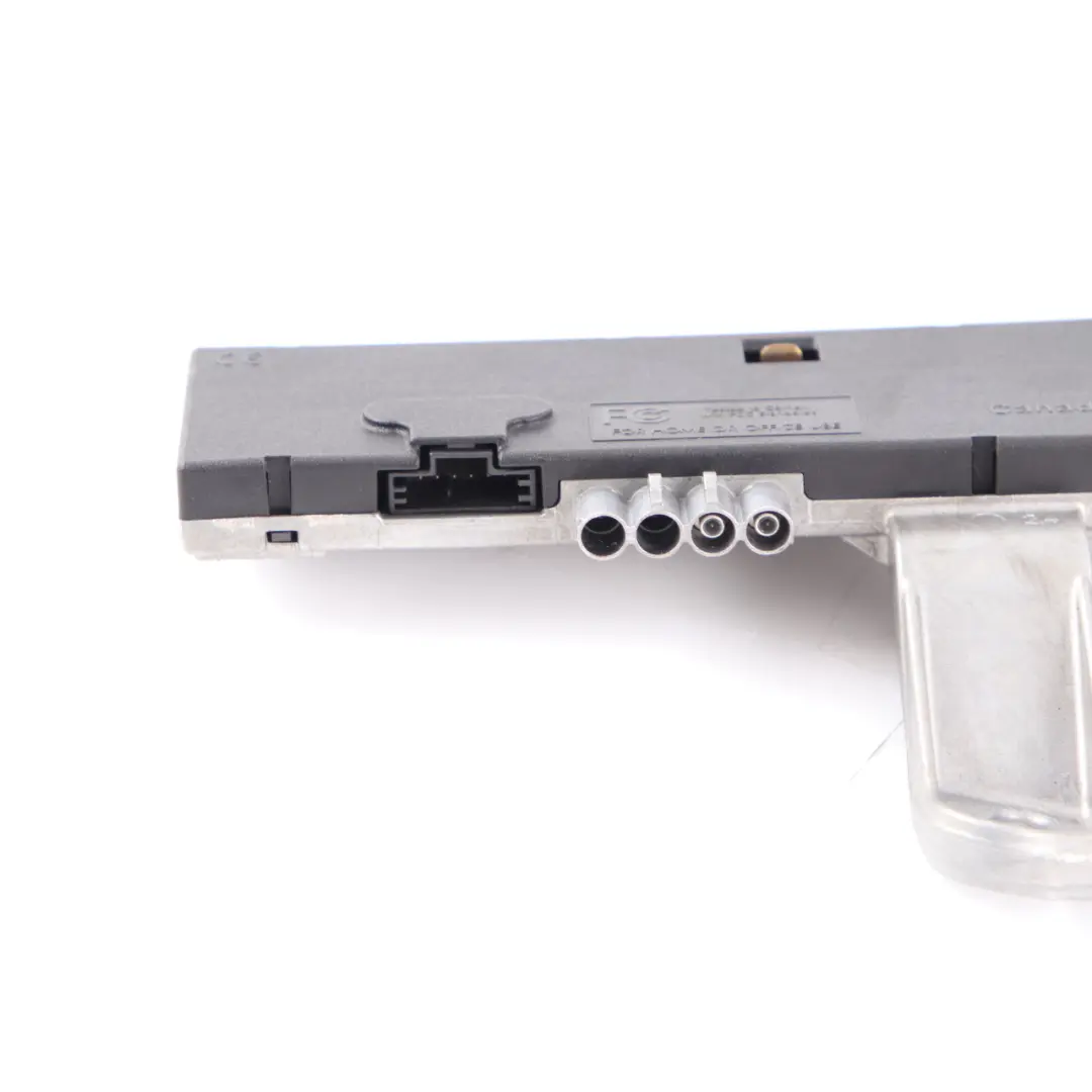 Mercedes CLS W219 Antenna Amplifier Aerial Module Left N/S Unit - SKU A2198202889 - Part number A2198202889