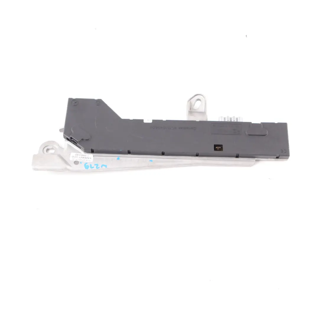 W219 Antenne Verstärker Antennenmodul links Einheit für Mercedes CLS mit Teilenummer A2198202889 Mercedes CLS W219 Antenne Verstärker Antennenmodul links Einheit - SKU A2198202889 - Teilenummer A2198202889