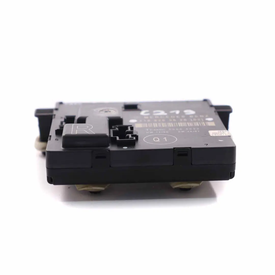 W219 Door Module Rear Right O/S Control Unit to Mercedes CLS with Part number A2198203626 Mercedes CLS W219 Door Module Rear Right O/S Control Unit - SKU A2198203626 - Part number A2198203626