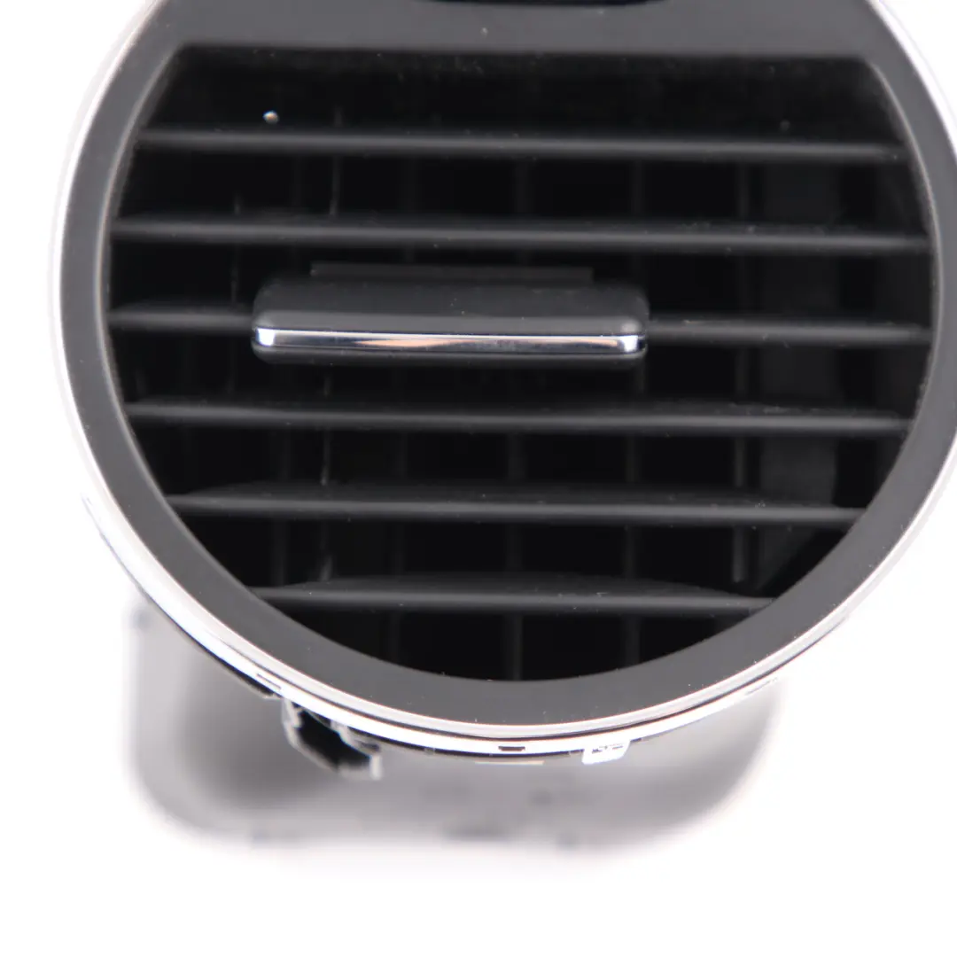 W219 Bocchetta Aria Cruscotto Griglia Sinistra Ugello per Mercedes CLS con numero di parte A2198300154 Mercedes CLS W219 Bocchetta Aria Cruscotto Griglia Sinistra Ugello - SKU A2198300154 - Numero di parte A2198300154