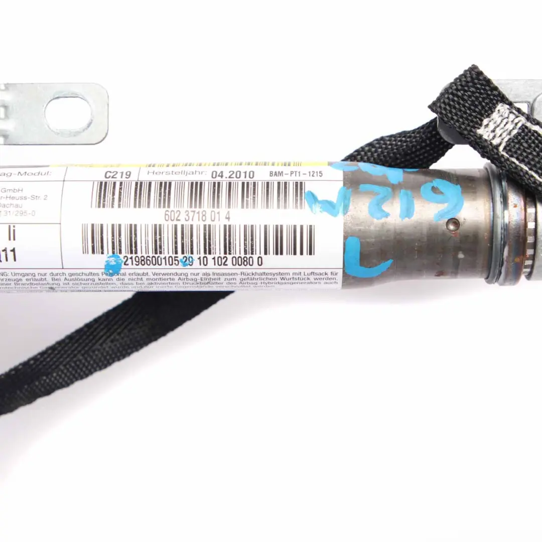 W219 gonflable tête Coussin toit Rideau gauche pour Mercedes CLS à propos du numéro de pièce A2198600105 Mercedes CLS W219 gonflable tête Coussin toit Rideau gauche - SKU A2198600105 - Numéro de pièce A2198600105