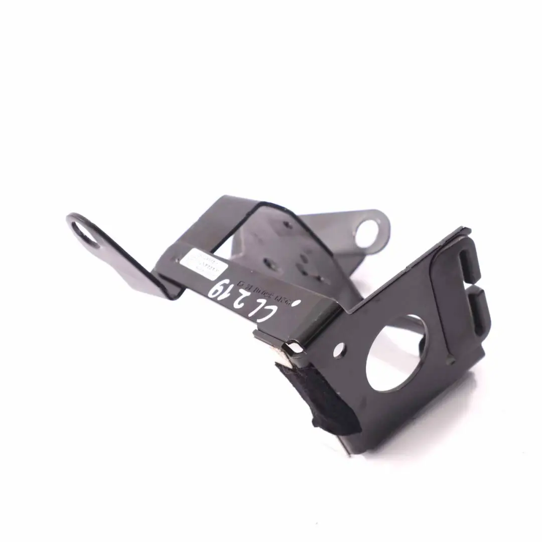 Mercedes CLS W219 Sicherheitsgurt Halterung hinten links - SKU A2198600114 - Teilenummer A2198600114