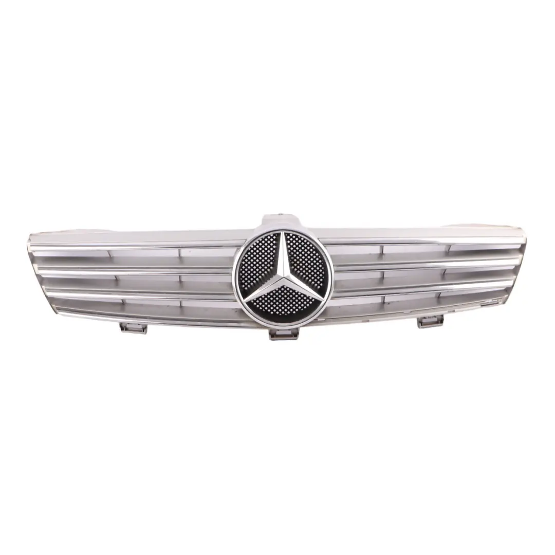 Front Grill Kühlerver Kleidung Abdeckung Silber für Mercedes C219 mit Teilenummer A2198800083 Mercedes C219 Front Grill Kühlerver Kleidung Abdeckung Silber - SKU A2198800083 - Teilenummer A2198800083