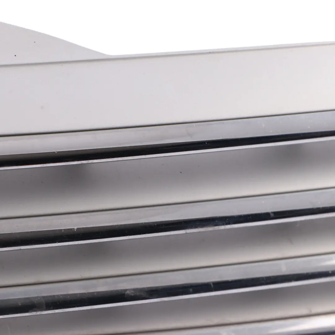 Front Grill Kühlerver Kleidung Abdeckung Silber für Mercedes C219 mit Teilenummer A2198800083 Mercedes C219 Front Grill Kühlerver Kleidung Abdeckung Silber - SKU A2198800083 - Teilenummer A2198800083