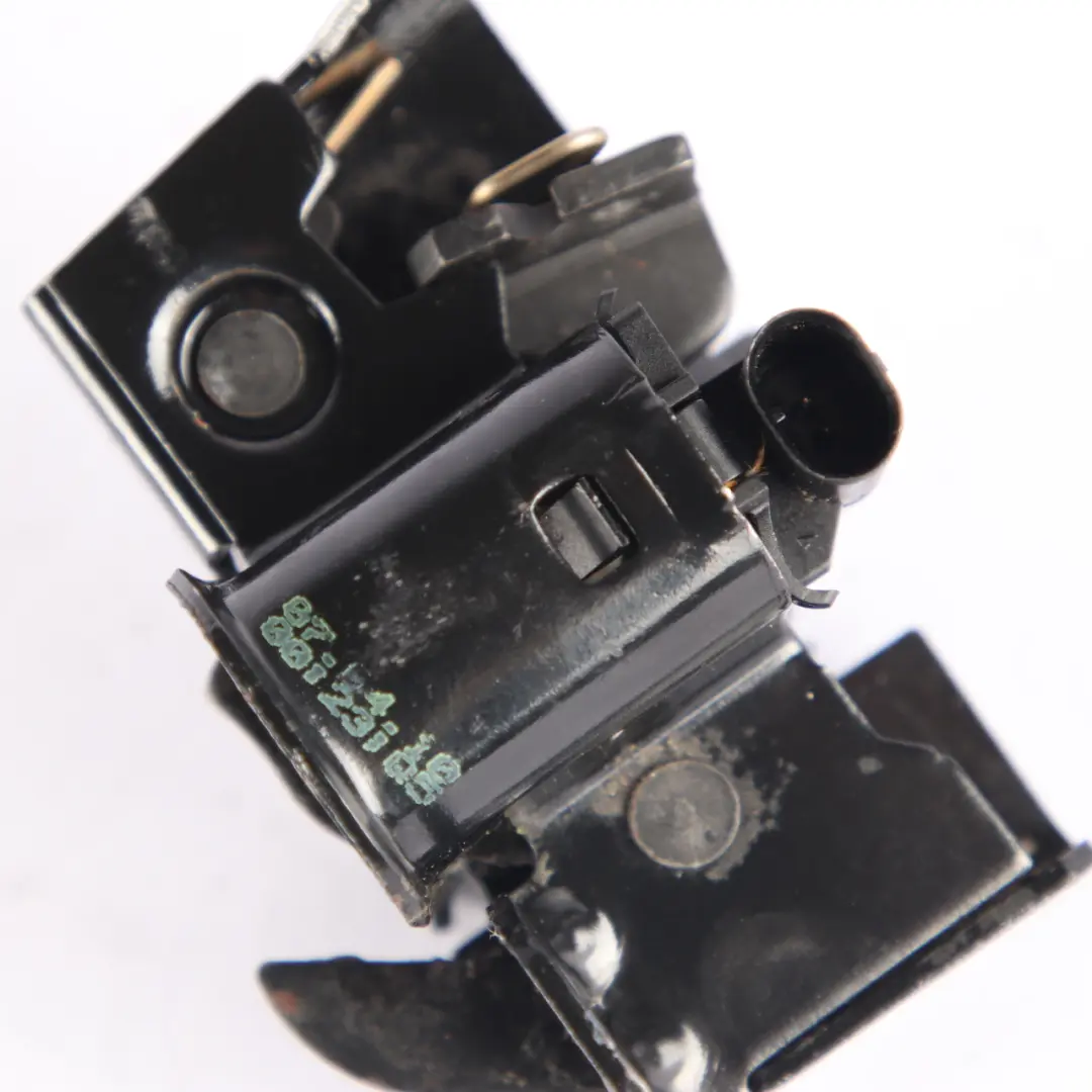 Verrouillage de Capot Moteur Capot Sécurité A2128800160 pour Mercedes CL203 à propos du numéro de pièce A2198800160 Mercedes CL203 Verrouillage de Capot Moteur Capot Sécurité A2128800160 - SKU A2198800160 - Numéro de pièce A2198800160