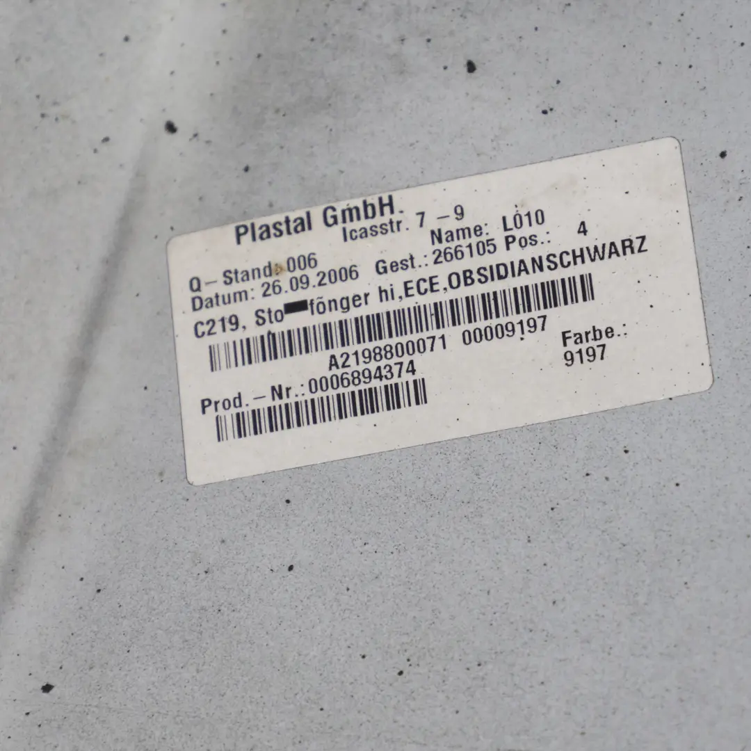 W219 Zderzak Tylny Obsidian Black Czarny Metallic - 197 do Mercedes o numerze A2198800183 Mercedes W219 Zderzak Tylny Obsidian Black Czarny Metallic - 197 - SKU A2198800183-OB - Numer Części A2198800183
