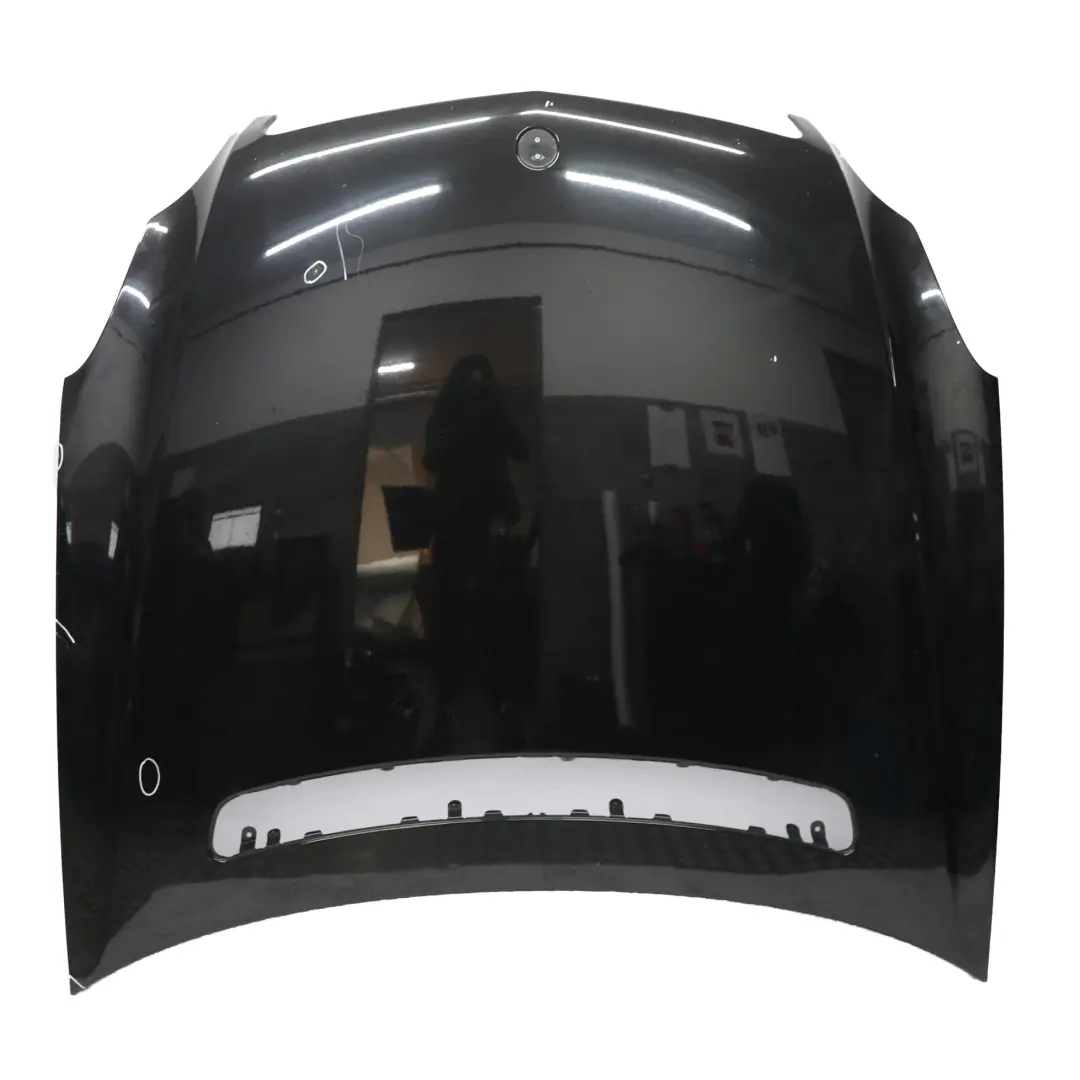 W219 Maska Pokrywa Silnika Obsidian Black Czarny Metalik - 197 do Mercedes o numerze A2198800357 Mercedes W219 Maska Pokrywa Silnika Obsidian Black Czarny Metalik - 197 - SKU A2198800357-OB - Numer Części A2198800357