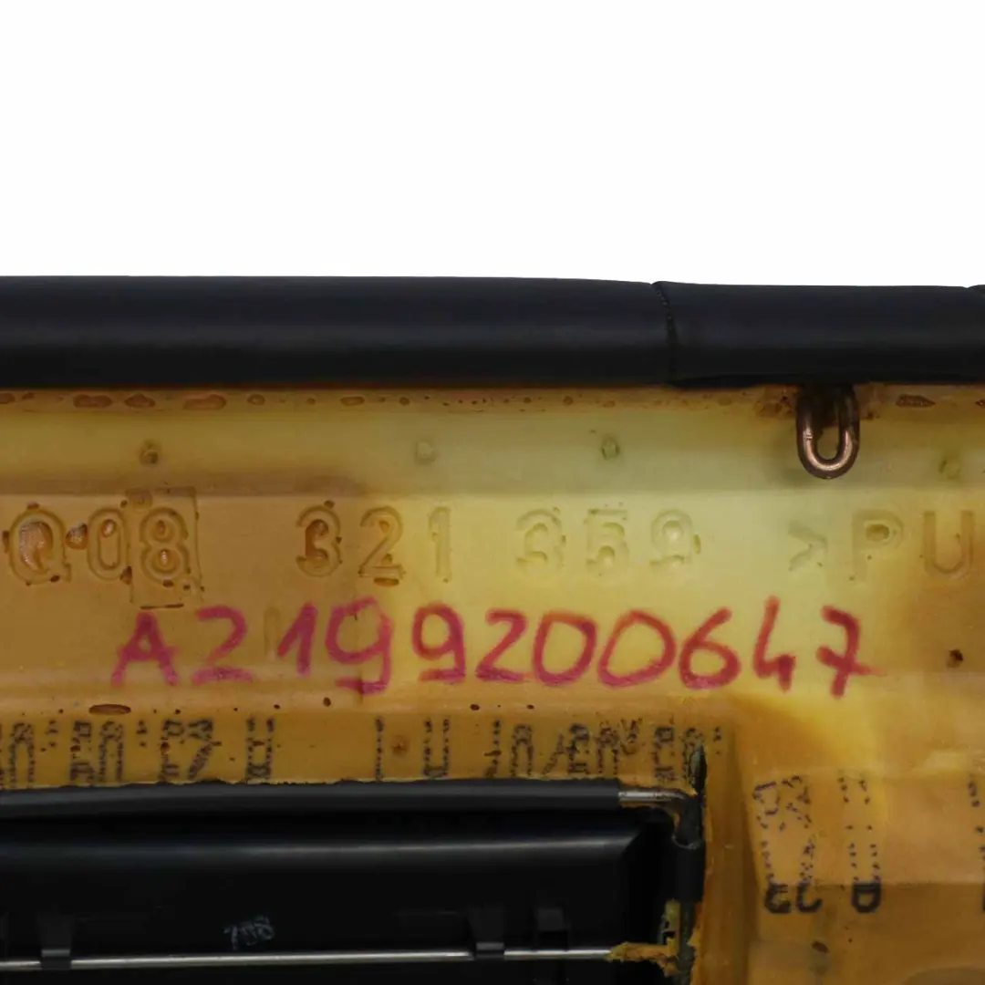 Mercedes W219 Asiento Trasero Cubre Respaldo CLS Cuero Negro - SKU A2199200647 - Número de pieza A2199200647