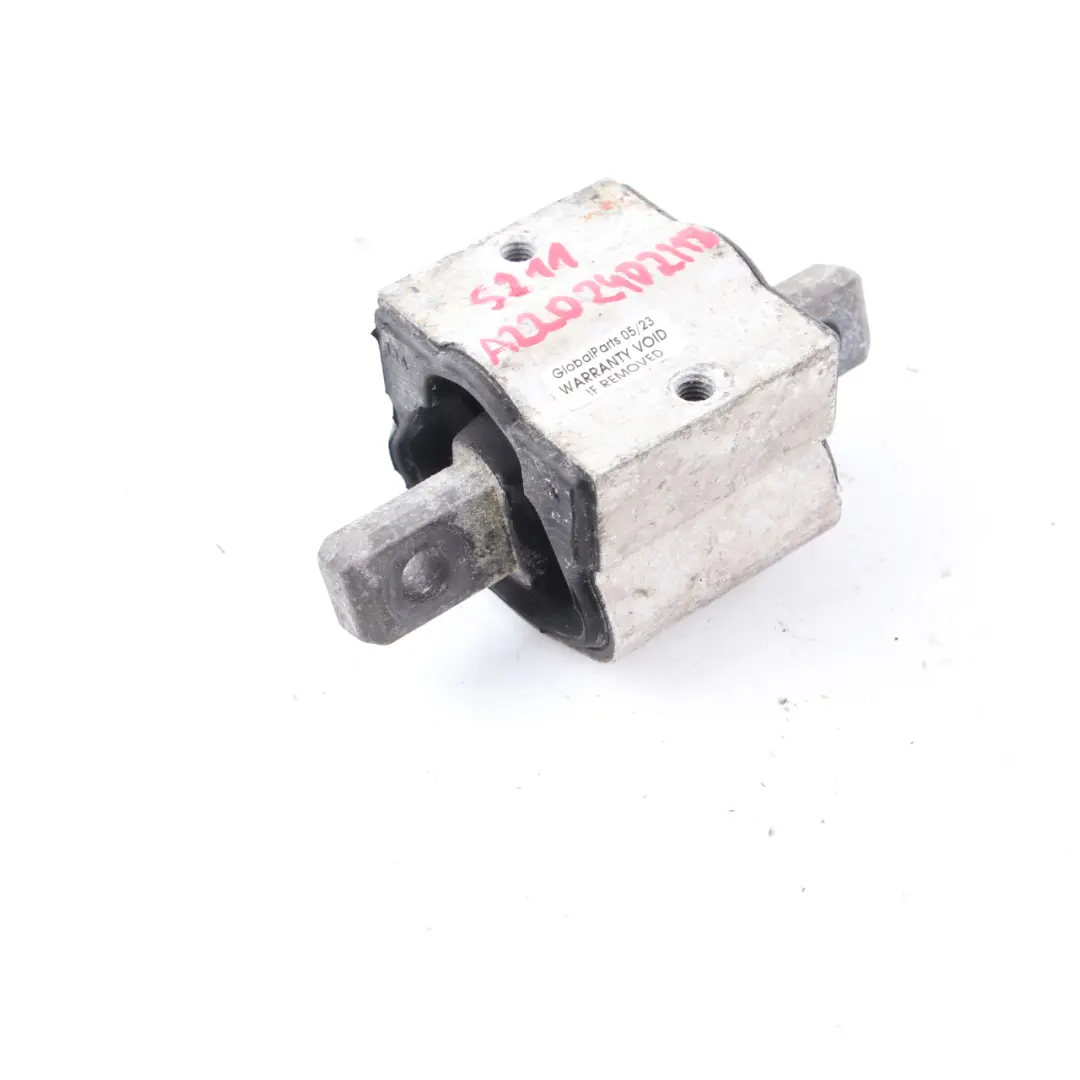 W219 Petrol M272 Engine Mount Support Holder to Mercedes W211 CLS with Part number A2202402118 Mercedes W211 CLS W219 Petrol M272 Engine Mount Support Holder - SKU A2202402118 - Part number A2202402118