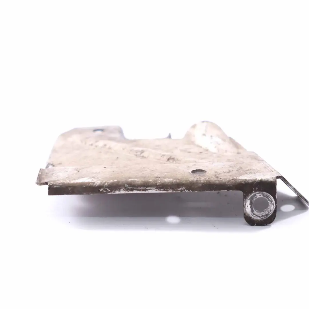 Getriebelager Hitzeschutzblech Blech für Mercedes W204 W211 W212 mit Teilenummer A2202710188 Mercedes W204 W211 W212 Getriebelager Hitzeschutzblech Blech - SKU A2202710188 - Teilenummer A2202710188