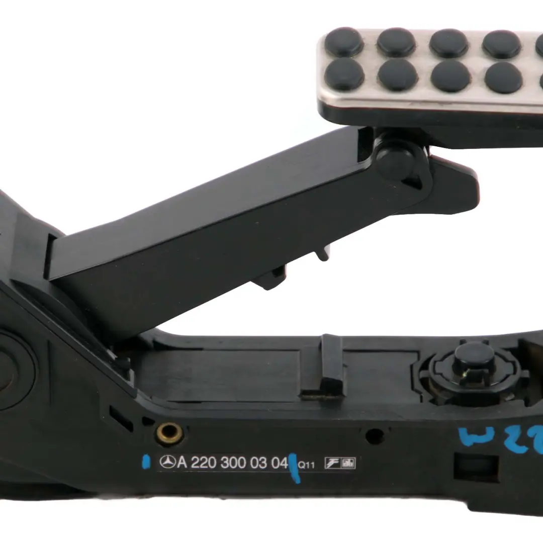 Pedal Acelerador Mercedes W220 W221 para con número de pieza A2203000304 Pedal Acelerador Mercedes W220 W221 - SKU A2203000304 - Número de pieza A2203000304
