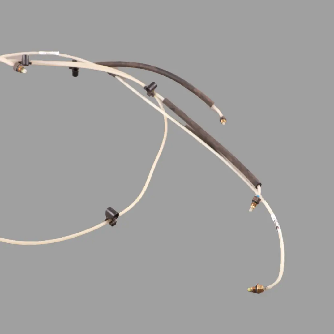 Suspension Airmatic Cable Pipe A2123270545 to Air Line Mercedes W205 W212 W213 Air with Part number A2203271045 Air Line Mercedes W205 W212 W213 Air Suspension Airmatic Cable Pipe A2123270545 - SKU A2203271045-1 - Part number A2203271045