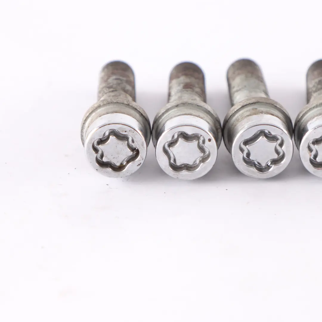 Mercedes-Benz W166 Wheel Security Bolts Lock Locking Nut to with Part number A2204000170 Mercedes-Benz W166 Wheel Security Bolts Lock Locking Nut - SKU A2204000170-1 - Part number A2204000170