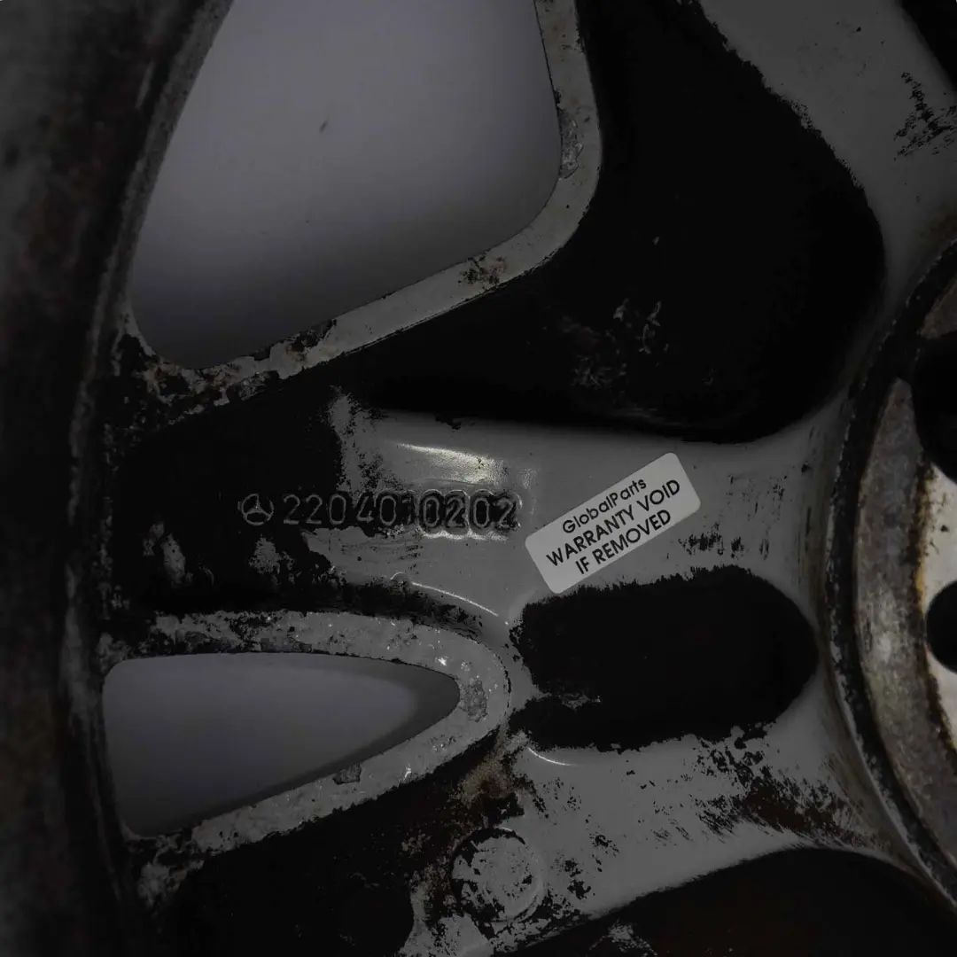 Mercedes-Benz S-Klasse W220 Silber Alufelge Alu Felge 17" ET:46 7,5J A220401020 für mit Teilenummer A2204010202 Mercedes-Benz S-Klasse W220 Silber Alufelge Alu Felge 17" ET:46 7,5J A220401020 - SKU A2204010202-1 - Teilenummer A2204010202