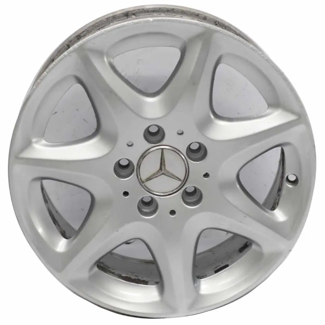 Cerchio in lega a 7 razze 16" 7,5J ET:46 per Mercedes W220 con numero di parte A2204012302 Mercedes W220 Cerchio in lega a 7 razze 16" 7,5J ET:46 - SKU A2204012302-2 - Numero di parte A2204012302