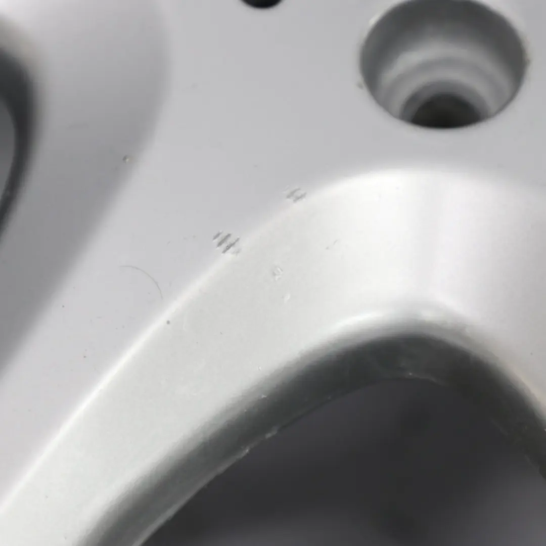 Felga Aluminiowa 16" 9J do Mercedes W220 o numerze A2204012302 Mercedes W220 Felga Aluminiowa 16" 9J - SKU A2204012302-2 - Numer Części A2204012302