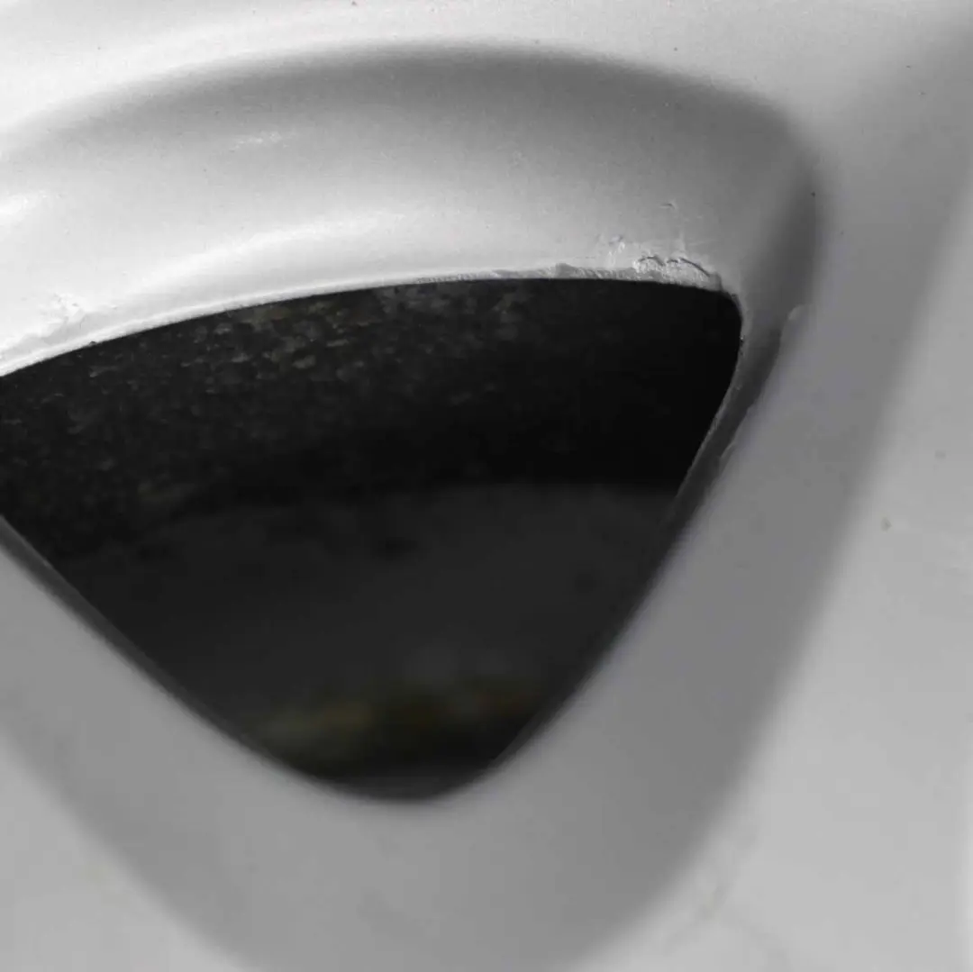 Alloy Wheel Rim 7 Spoke Design 16" 7,5J ET:46 to Mercedes W220 with Part number A2204012302 Mercedes W220 Alloy Wheel Rim 7 Spoke Design 16" 7,5J ET:46 - SKU A2204012302-4 - Part number A2204012302