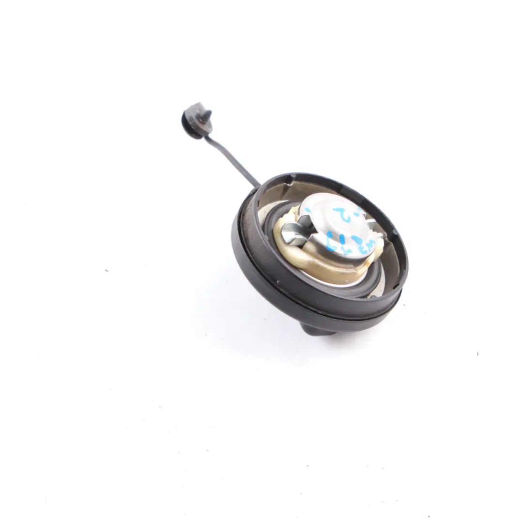 Mercedes W169 W211 W203 Bouchon de Réservoir de Carburant Noir - SKU A2204700705-2 - Numéro de pièce A2204700705