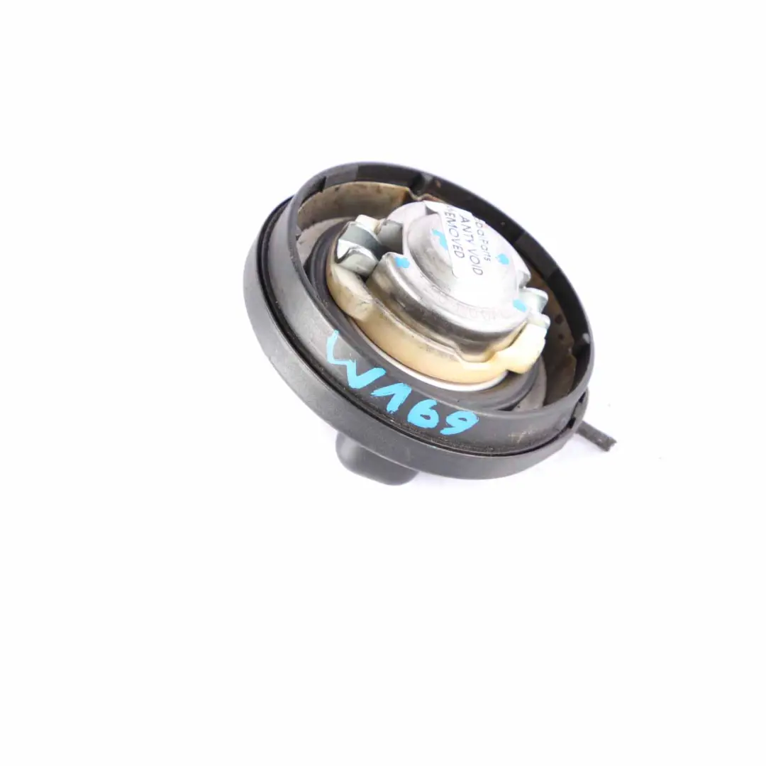 Mercedes-Benz W169 W211 Tappo Serbatoio Carburante Nero per con numero di parte A2204700705 Mercedes-Benz W169 W211 Tappo Serbatoio Carburante Nero - SKU A2204700705 - Numero di parte A2204700705