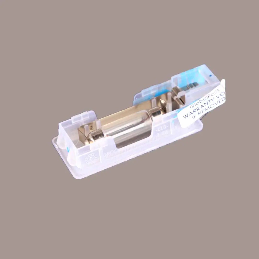 Luce Interna Lampada Bagagliaio Coperchio Destro per Mercedes W169 W220 con numero di parte A2208201901 Mercedes W169 W220 Luce Interna Lampada Bagagliaio Coperchio Destro - SKU A2208201901 - Numero di parte A2208201901