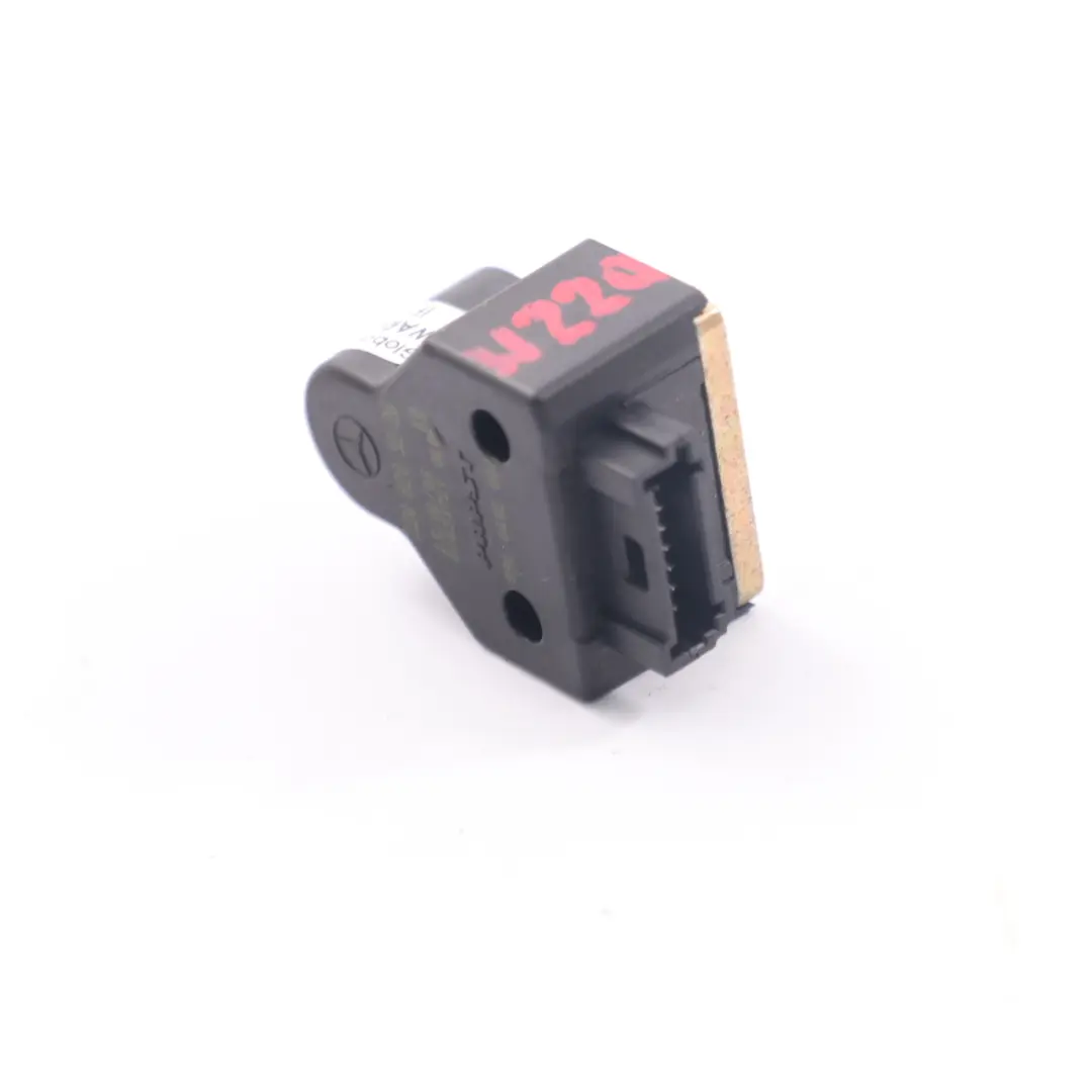 Sensore riscaldamento sedili Mercedes W209 W211 W220 sinistra per con numero di parte A2208203226 Sensore riscaldamento sedili Mercedes W209 W211 W220 sinistra - SKU A2208203226 - Numero di parte A2208203226