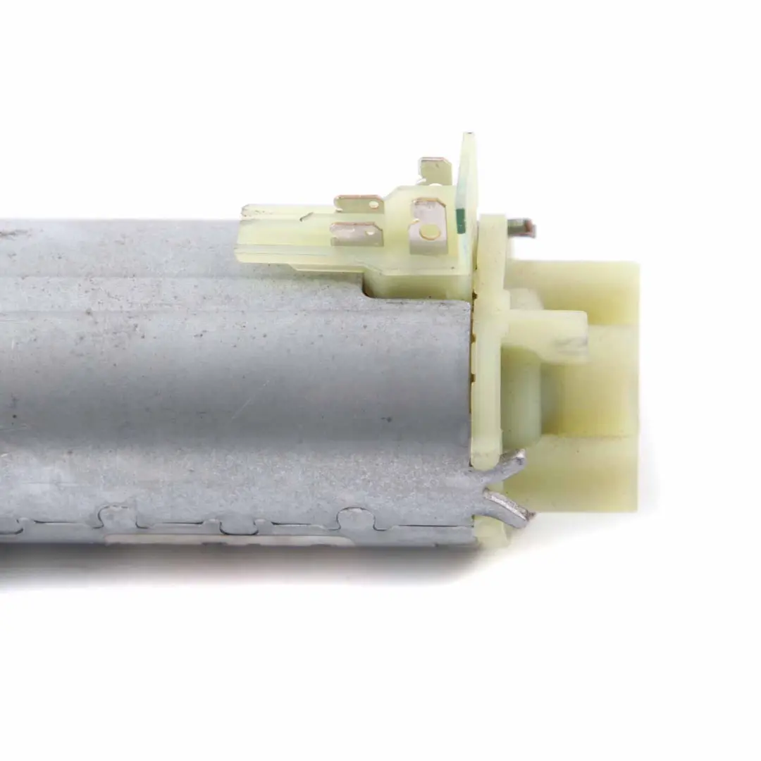 Silniczek Regulacji Fotela Prawy Przód do Mercedes W220 W221 o numerze A2208204942 Mercedes W220 W221 Silniczek Regulacji Fotela Prawy Przód - SKU A2208204942-1 - Numer Części A2208204942