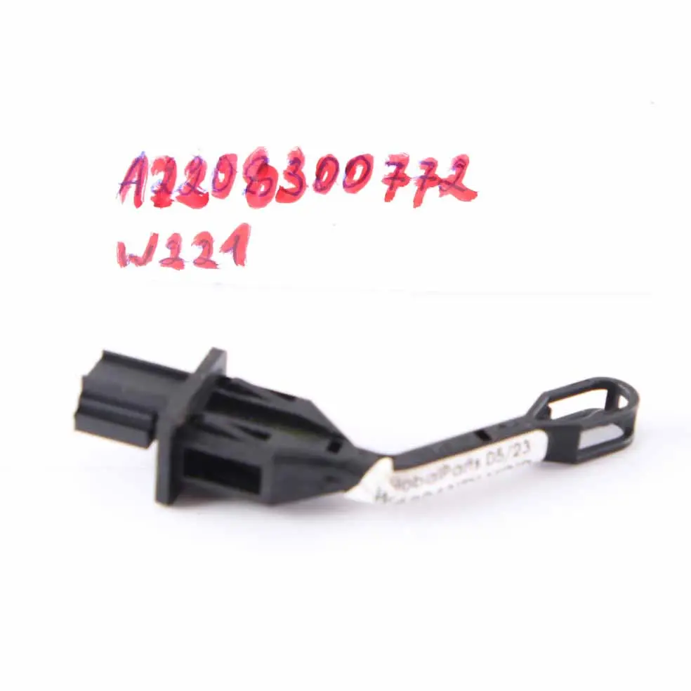 Mercedes W204 W212 W246 W639 Sensor de temperatura del aire interior - SKU A2208300772 - Número de pieza A2208300772