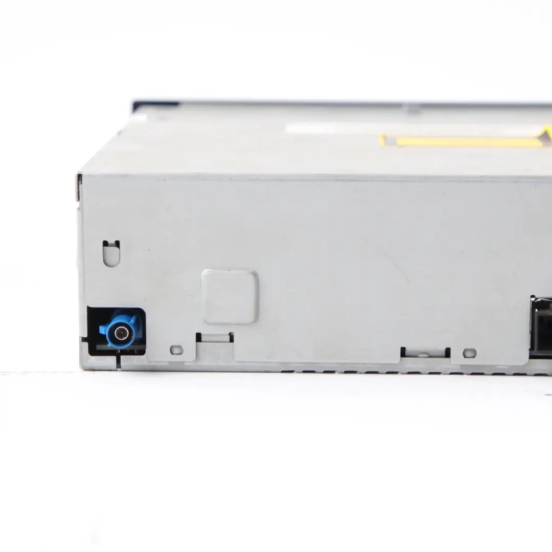 Navigation Player Mercedes W211 W219 DVD CD Reader Control Unit to with Part number A2208703589 Navigation Player Mercedes W211 W219 DVD CD Reader Control Unit - SKU A2208703589 - Part number A2208703589