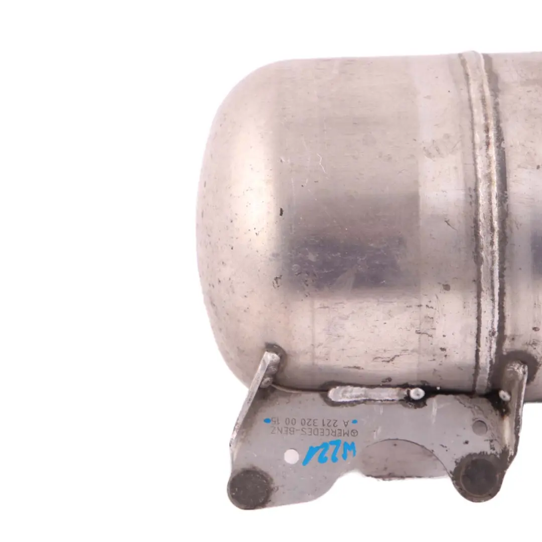 Réservoir de pression de suspension pneumatique Mercedes W221 - SKU A2213200015 - Numéro de pièce A2213200015