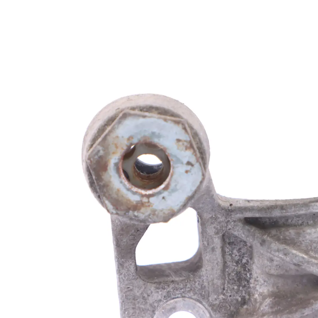 Mercedes W211 Uchwyt Drążka Stabilizatora Przedni Lewy - SKU A2213231126 - Numer Części A2213231126