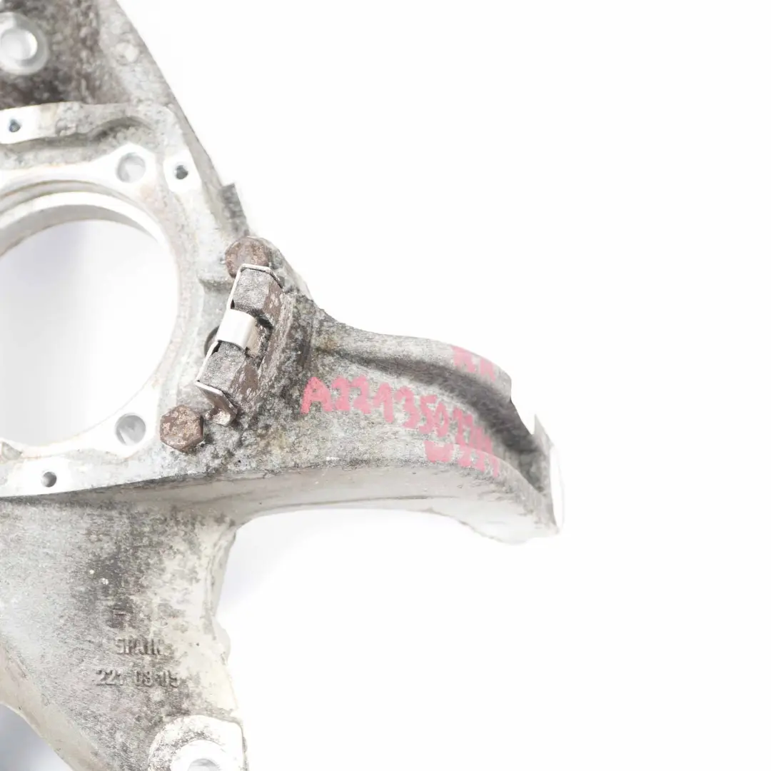Mercedes W221 Portaruota posteriore destro Sospensione Mozzo ruota - SKU A2213502208-1 - Numero di parte A2213502208