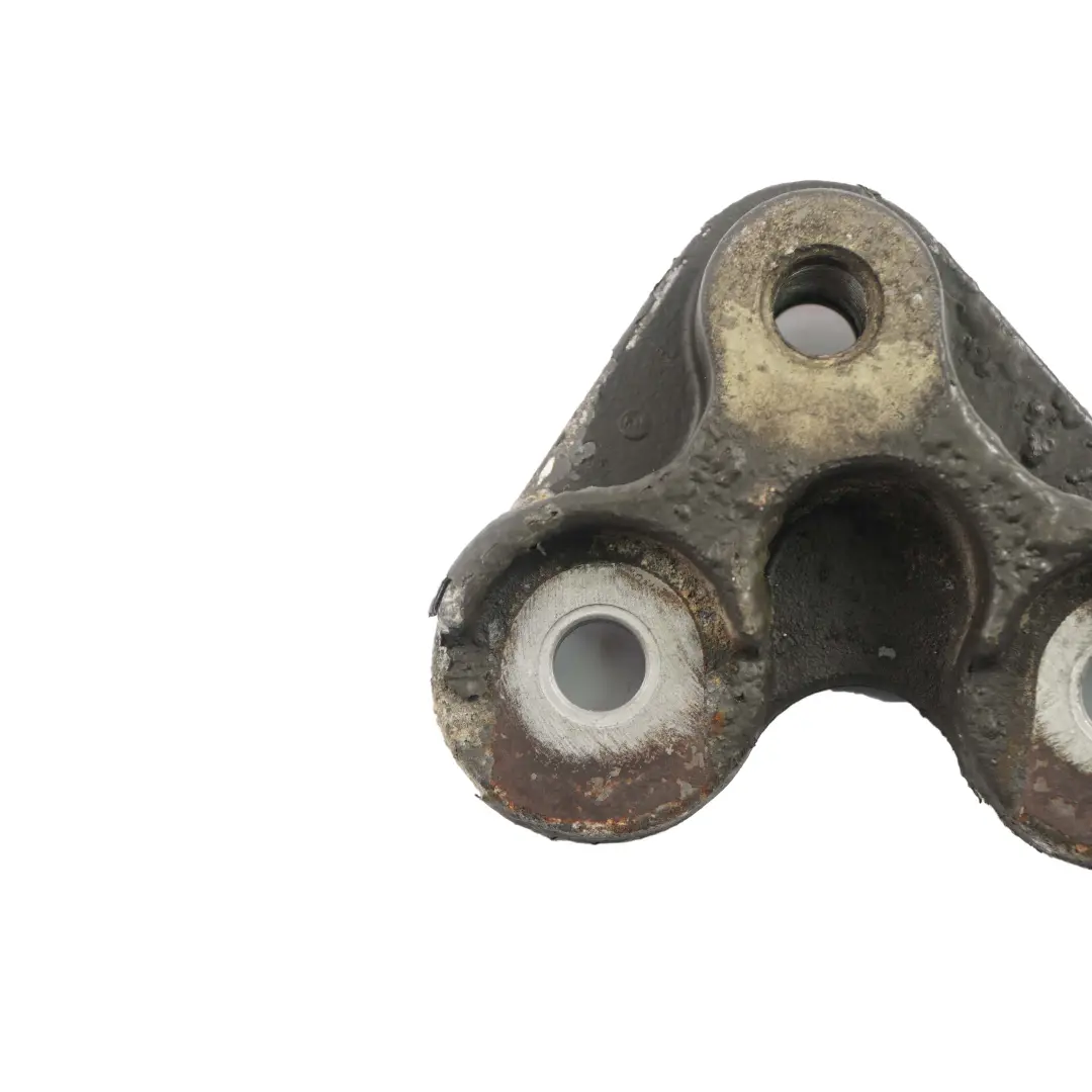 Mercedes-Benz W221 Rear Axle Differential Holder Mounting Right O/S to with Part number A2213511418 Mercedes-Benz W221 Rear Axle Differential Holder Mounting Right O/S - SKU A2213511418 - Part number A2213511418