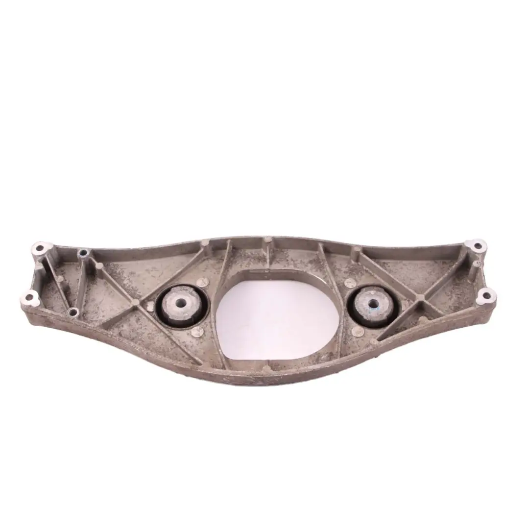 Mercedes-Benz W221 Hintere Differentialhalterung Halterung für mit Teilenummer A2213521406 Mercedes-Benz W221 Hintere Differentialhalterung Halterung - SKU A2213521406 - Teilenummer A2213521406