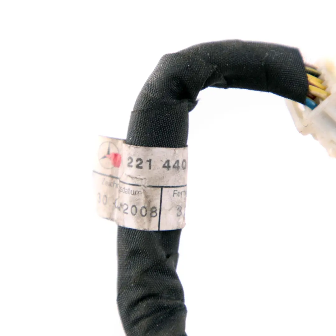 Mercedes-Benz S W221 Parktronic Parking Sensor Wiring Cable Rear PDC to with Part number A2214402008 Mercedes-Benz S W221 Parktronic Parking Sensor Wiring Cable Rear PDC - SKU A2214402008 - Part number A2214402008