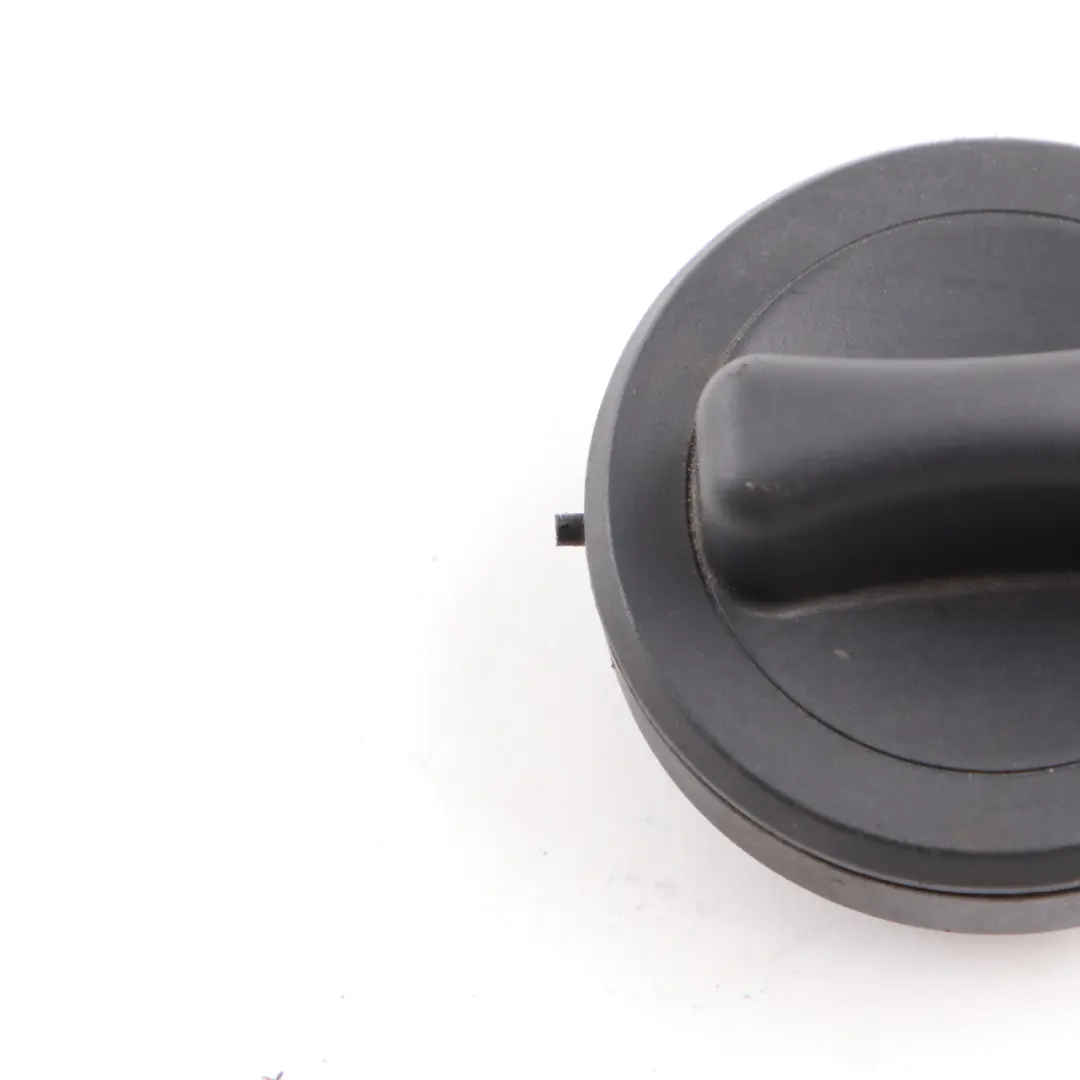  Bouchon réservoir de carburant Mercedes W204 W212 Couvercle noir - SKU A2214700705-1 - Numéro de pièce A2214700705