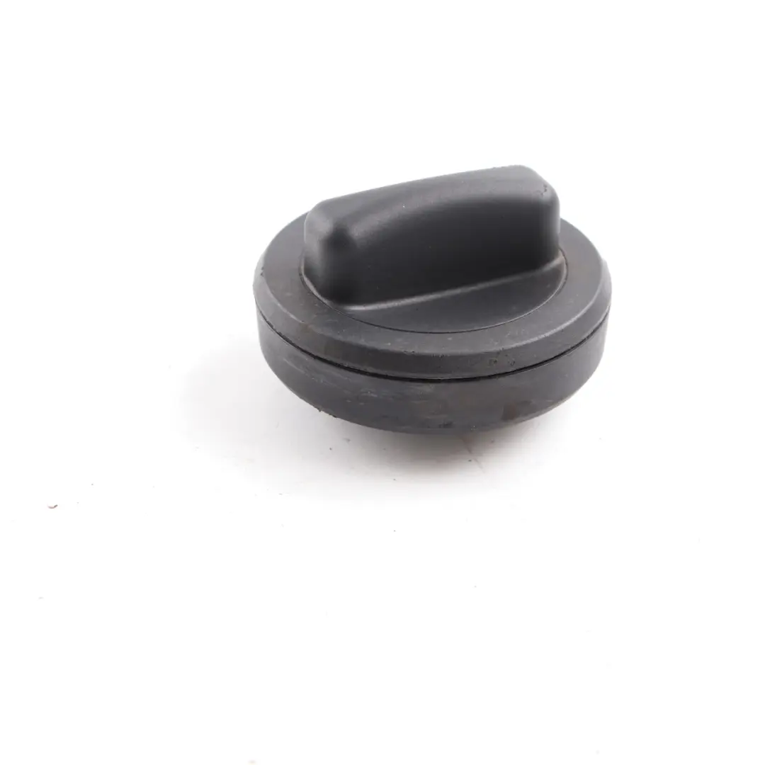  Bouchon réservoir de carburant Mercedes W204 W212 Couvercle noir - SKU A2214700705-1 - Numéro de pièce A2214700705