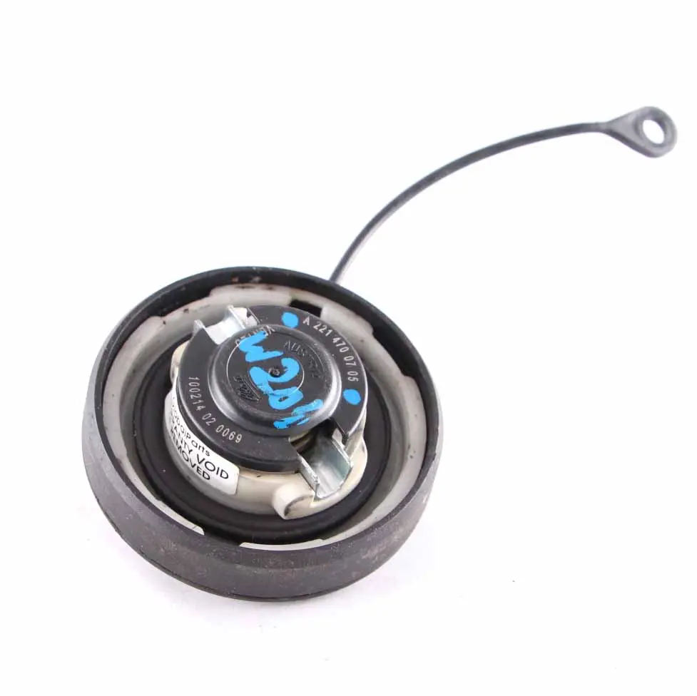  Tappo serbatoio Mercedes W204 W212 Copertura serbatoio nero - SKU A2214700705 - Numero di parte A2214700705