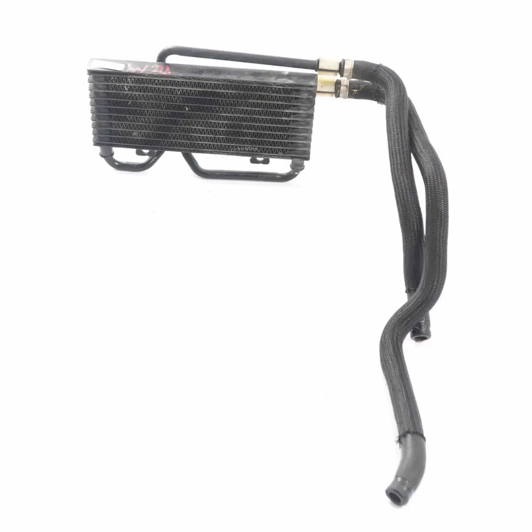 Refrigerador de aceite de dirección asistida Radiador para Mercedes W221 con número de pieza A2215000500 Mercedes W221 Refrigerador de aceite de dirección asistida Radiador - SKU A2215000500 - Número de pieza A2215000500