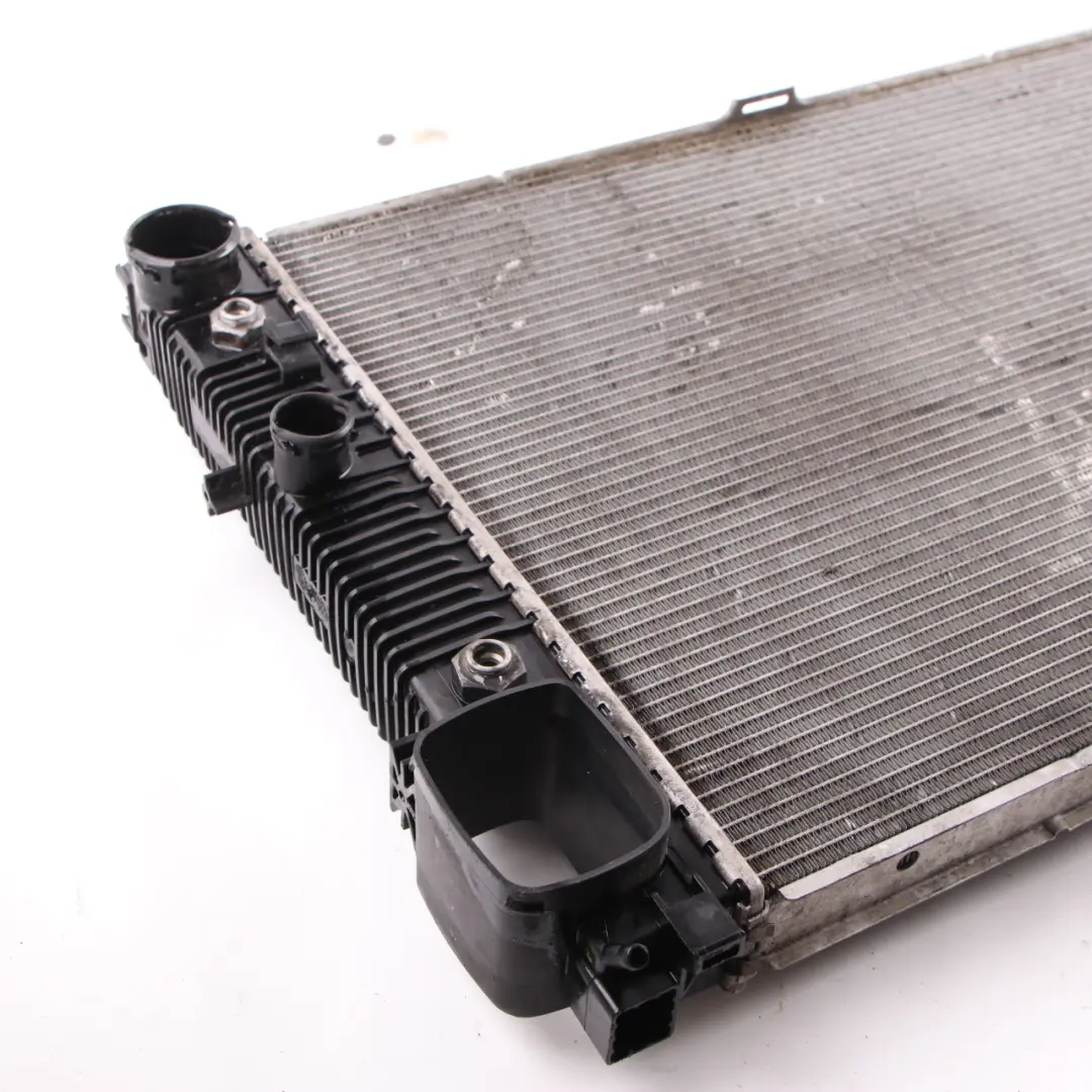 Cooling Radiator Water Cooler to Mercedes W221 Engine with Part number A2215002603 Mercedes W221 Engine Cooling Radiator Water Cooler - SKU A2215002603 - Part number A2215002603