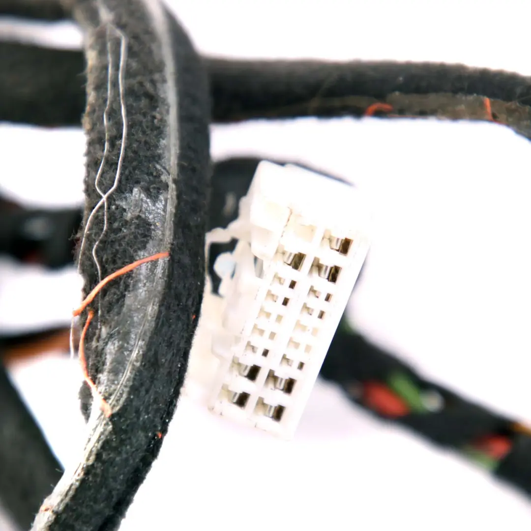 Mercedes-Benz W221 Panoramic Sunroof Control Unit Motor Wiring Cable to with Part number A2215400334 Mercedes-Benz W221 Panoramic Sunroof Control Unit Motor Wiring Cable - SKU A2215400334 - Part number A2215400334