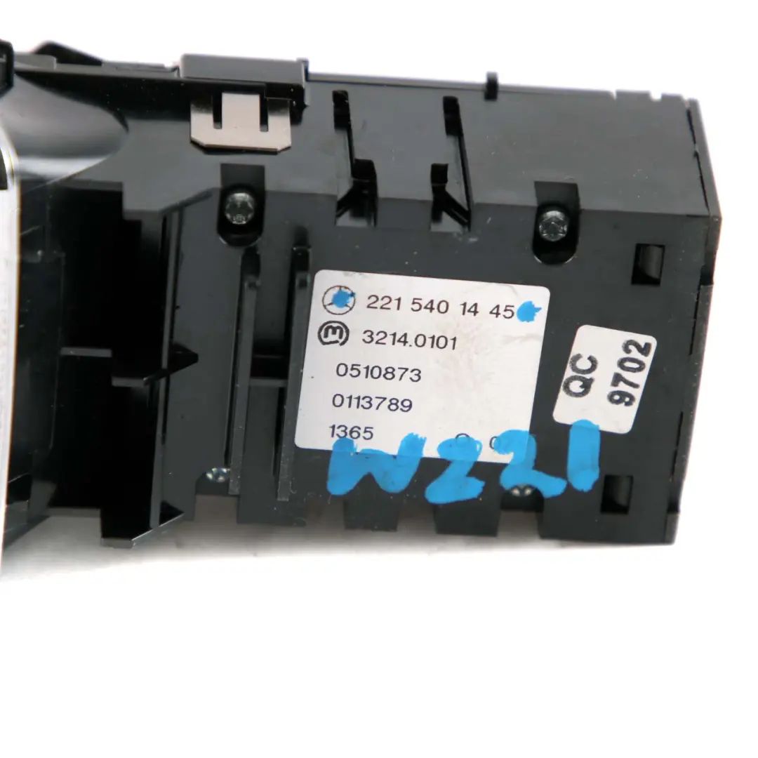 Interruptor freno estacionamiento liberación Botón para Mercedes W221 con número de pieza A2215401445 Mercedes W221 Interruptor freno estacionamiento liberación Botón - SKU A2215401445 - Número de pieza A2215401445