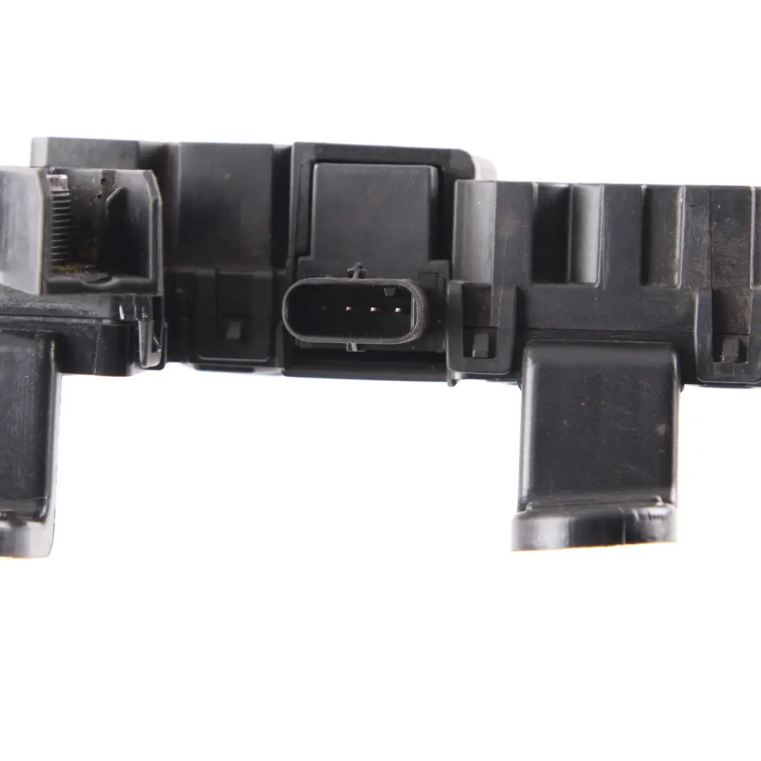 Fuse Box Mercedes W221 W216 Junction Control Unit Relay Module to with Part number A2215402350 Fuse Box Mercedes W221 W216 Junction Control Unit Relay Module - SKU A2215402350 - Part number A2215402350