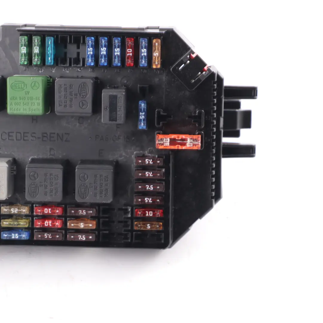 Scatola fusibili Modulo SAM anteriore controllo relè per Mercedes W221 con numero di parte A2215402862 Mercedes W221 Scatola fusibili Modulo SAM anteriore controllo relè - SKU A2215402862 - Numero di parte A2215402862